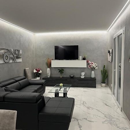 Апартаменты Corso Montecarlo Вентимилья Экстерьер фото