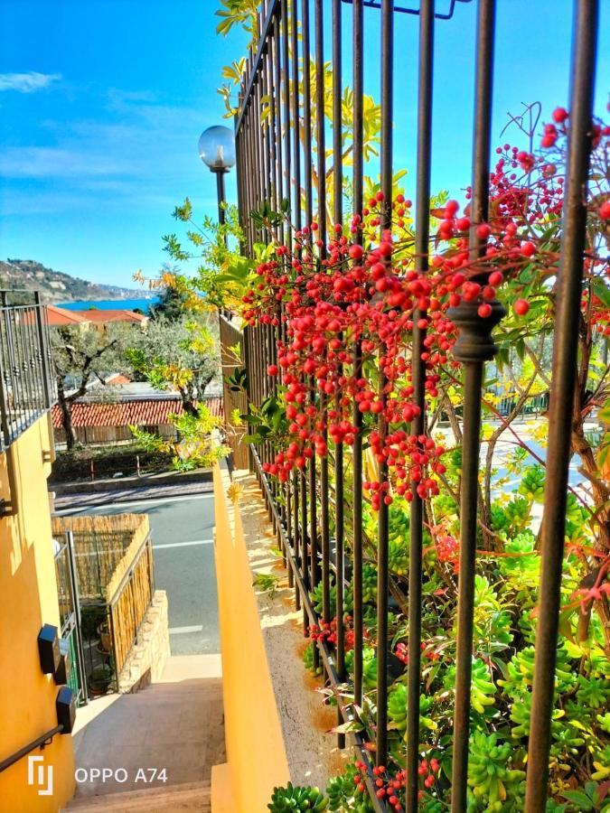 Апартаменты Corso Montecarlo Вентимилья Экстерьер фото