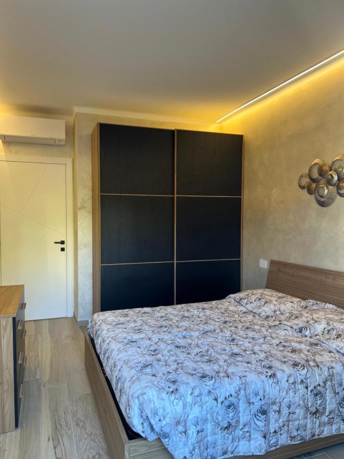 Апартаменты Corso Montecarlo Вентимилья Экстерьер фото