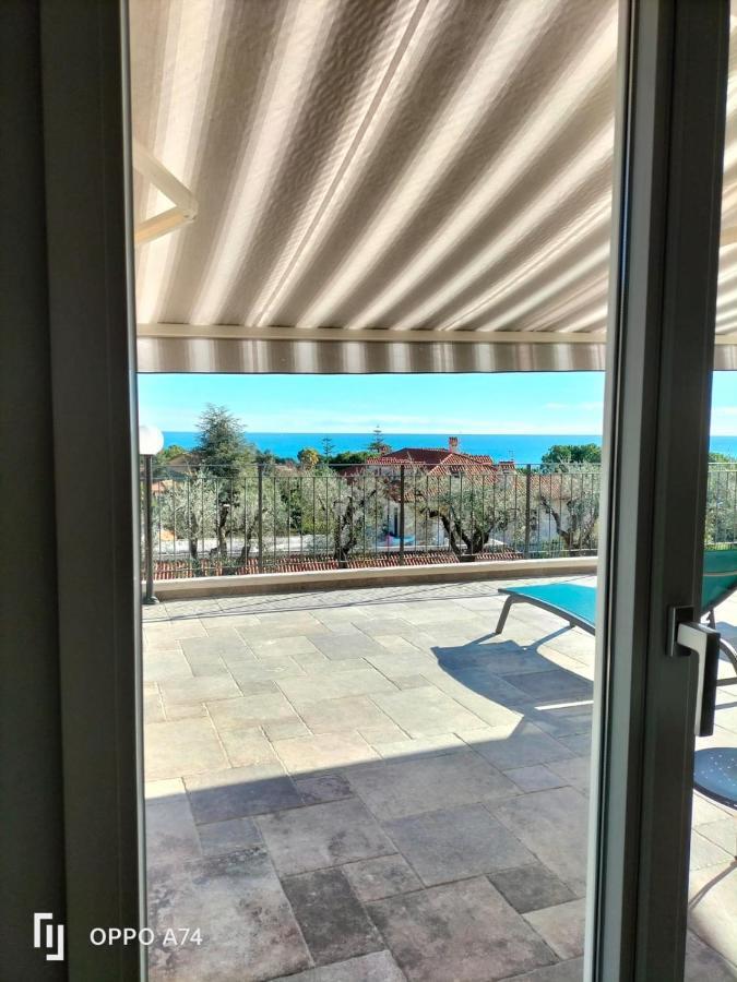 Апартаменты Corso Montecarlo Вентимилья Экстерьер фото