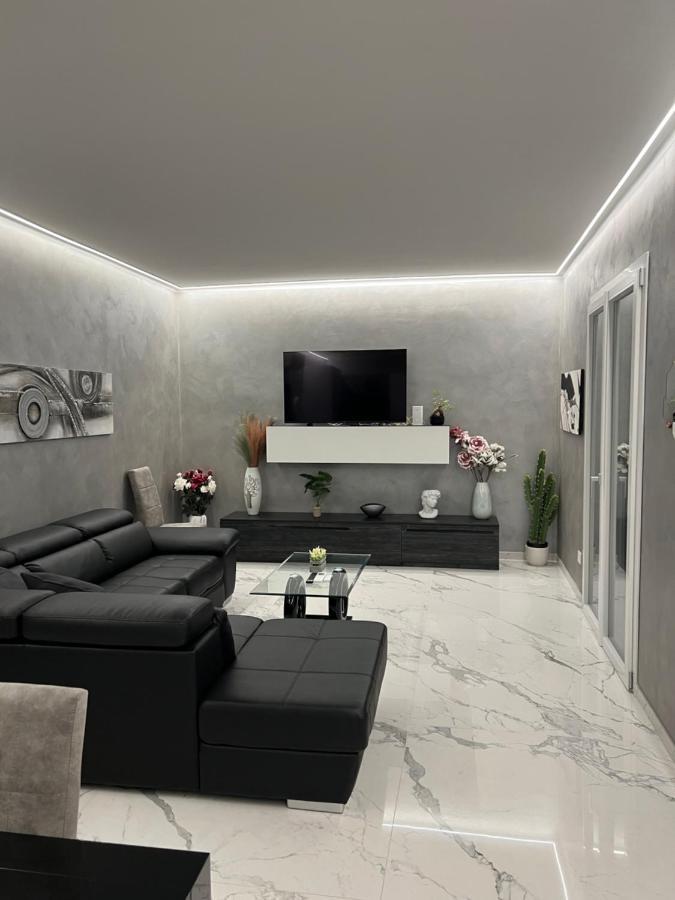 Апартаменты Corso Montecarlo Вентимилья Экстерьер фото