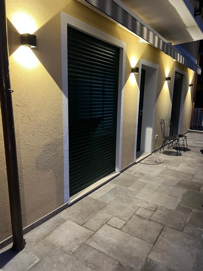 Апартаменты Corso Montecarlo Вентимилья Экстерьер фото