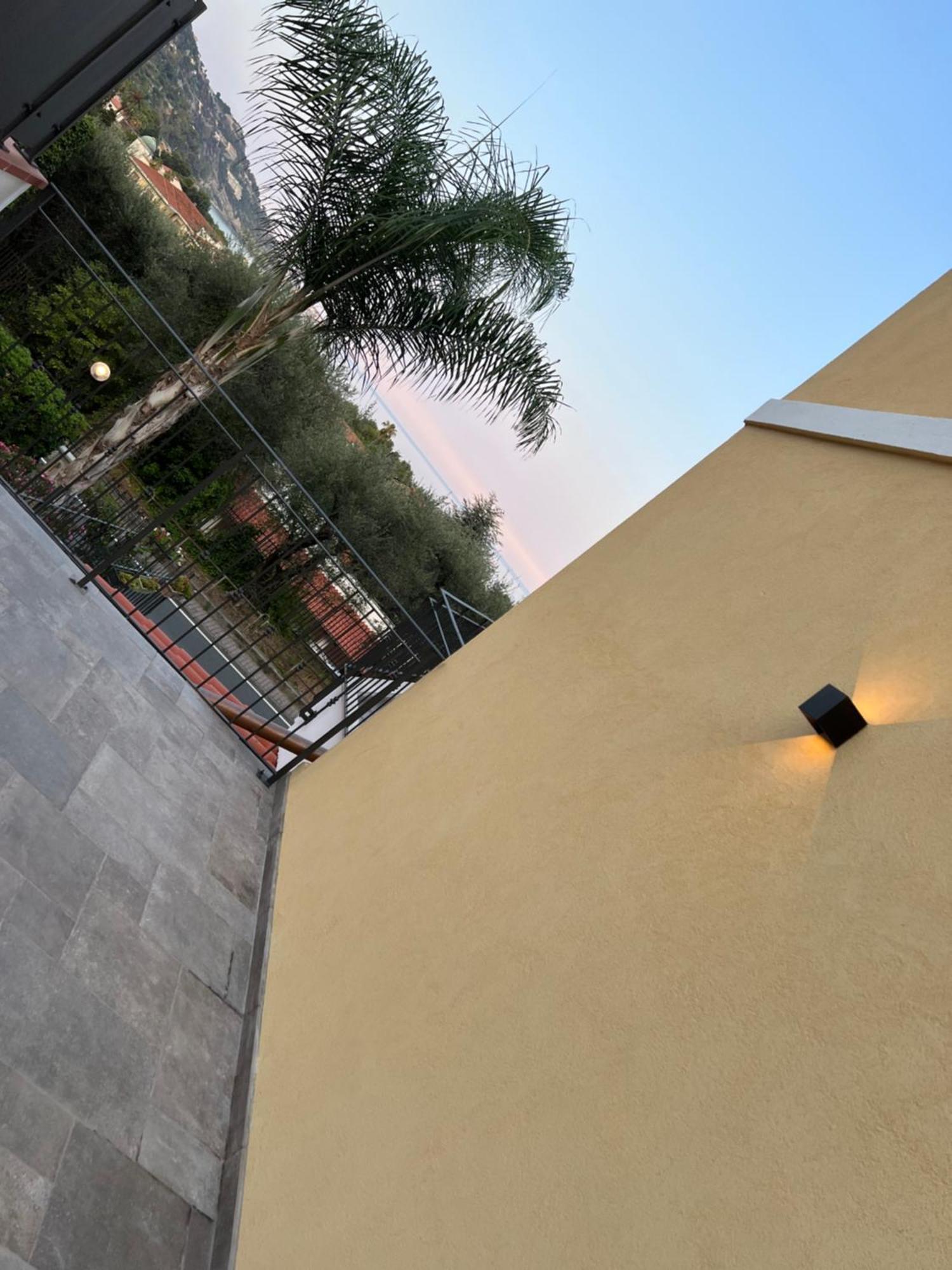 Апартаменты Corso Montecarlo Вентимилья Экстерьер фото